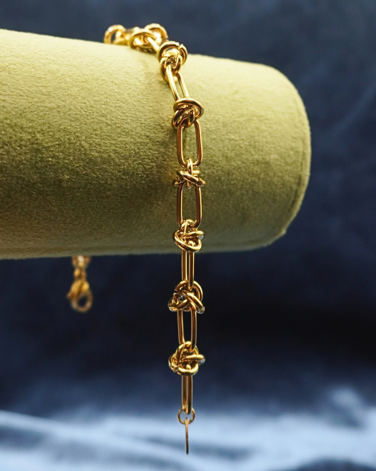 ESSENTIALS Bracelet // 01 Gold