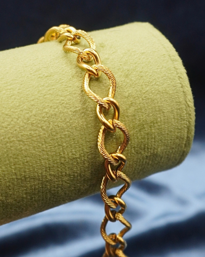 ESSENTIALS Bracelet // 02 Gold