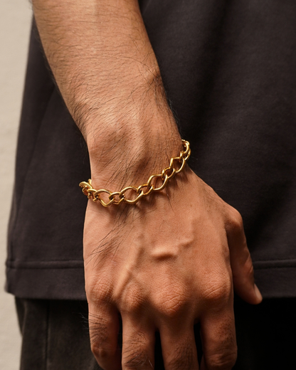 ESSENTIALS Bracelet // 02 Gold