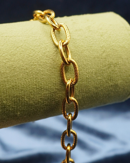 ESSENTIALS Bracelet // 03 Gold