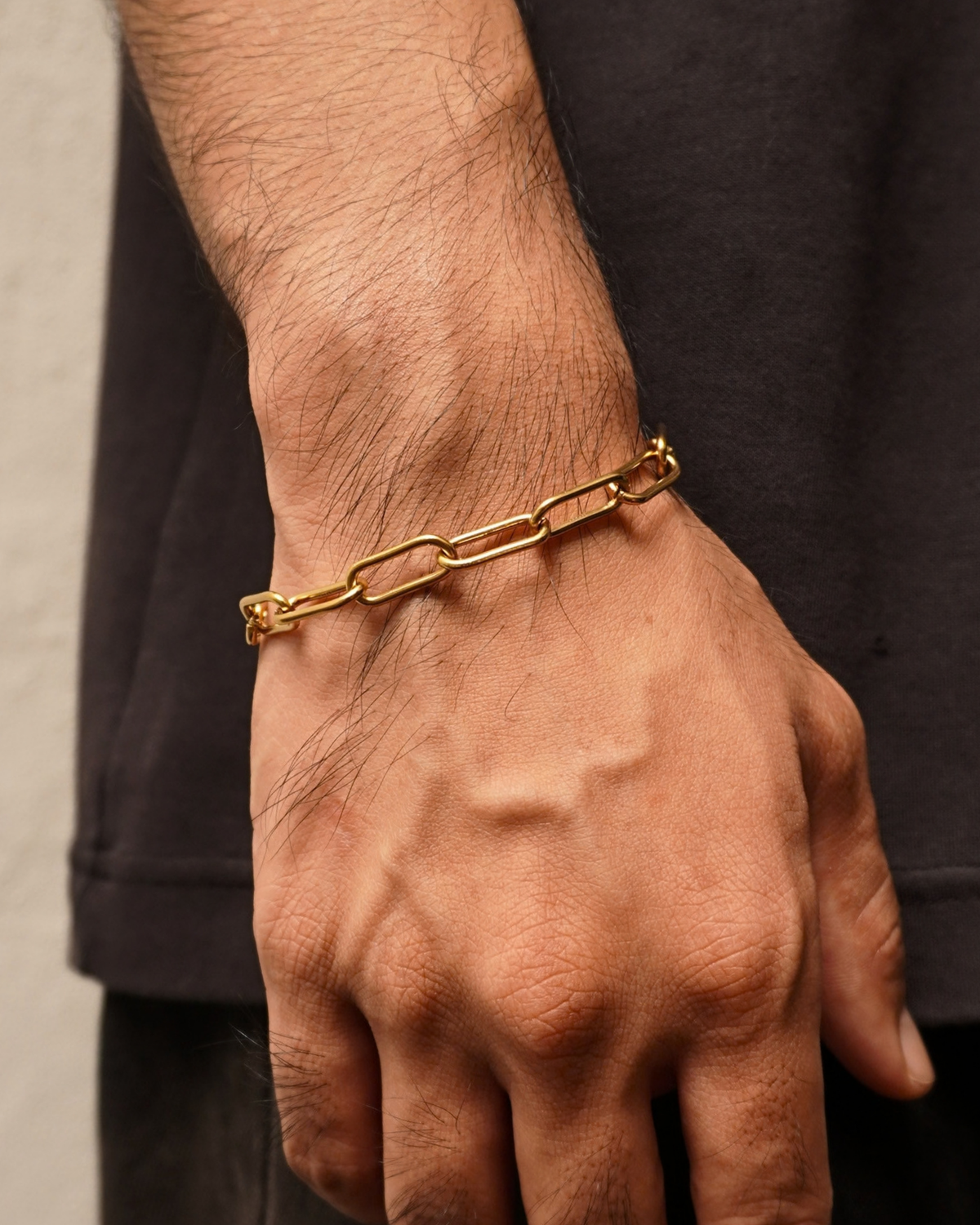 ESSENTIALS Bracelet // 04 Gold