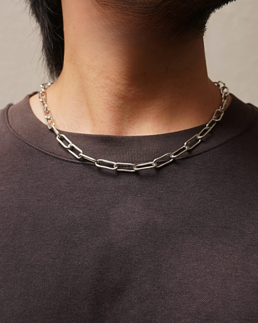 ESSENTIALS Necklace // 04 Silver