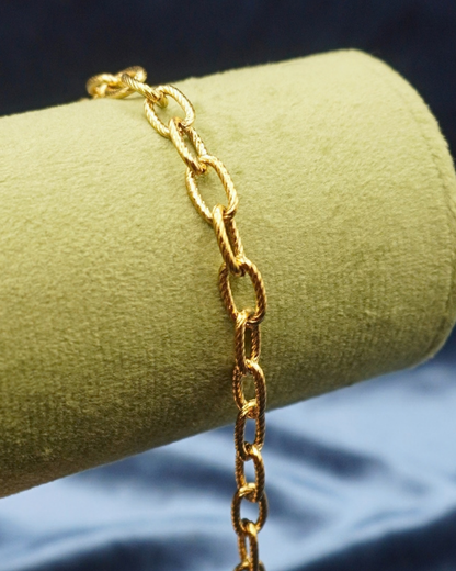 ESSENTIALS Bracelet // 05 Gold