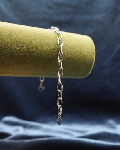 ESSENTIALS Bracelet // 05 Silver