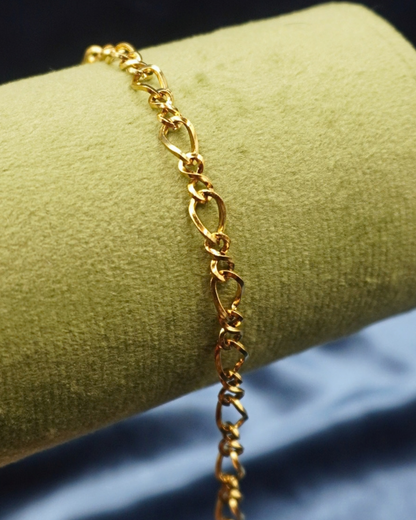 ESSENTIALS Necklace // 06 Gold