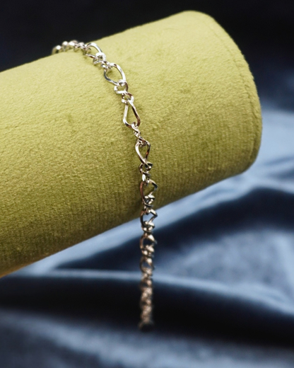 ESSENTIALS Necklace // 06 Silver