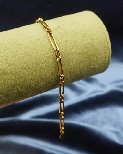 ESSENTIALS Necklace // 07 Gold
