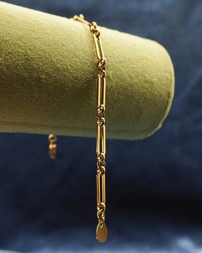 ESSENTIALS Bracelet // 07 Gold