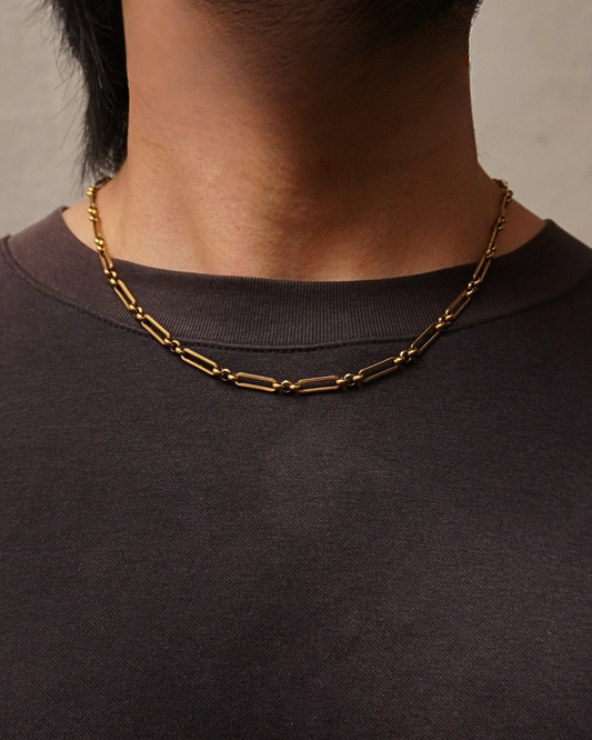 ESSENTIALS Necklace // 07 Gold