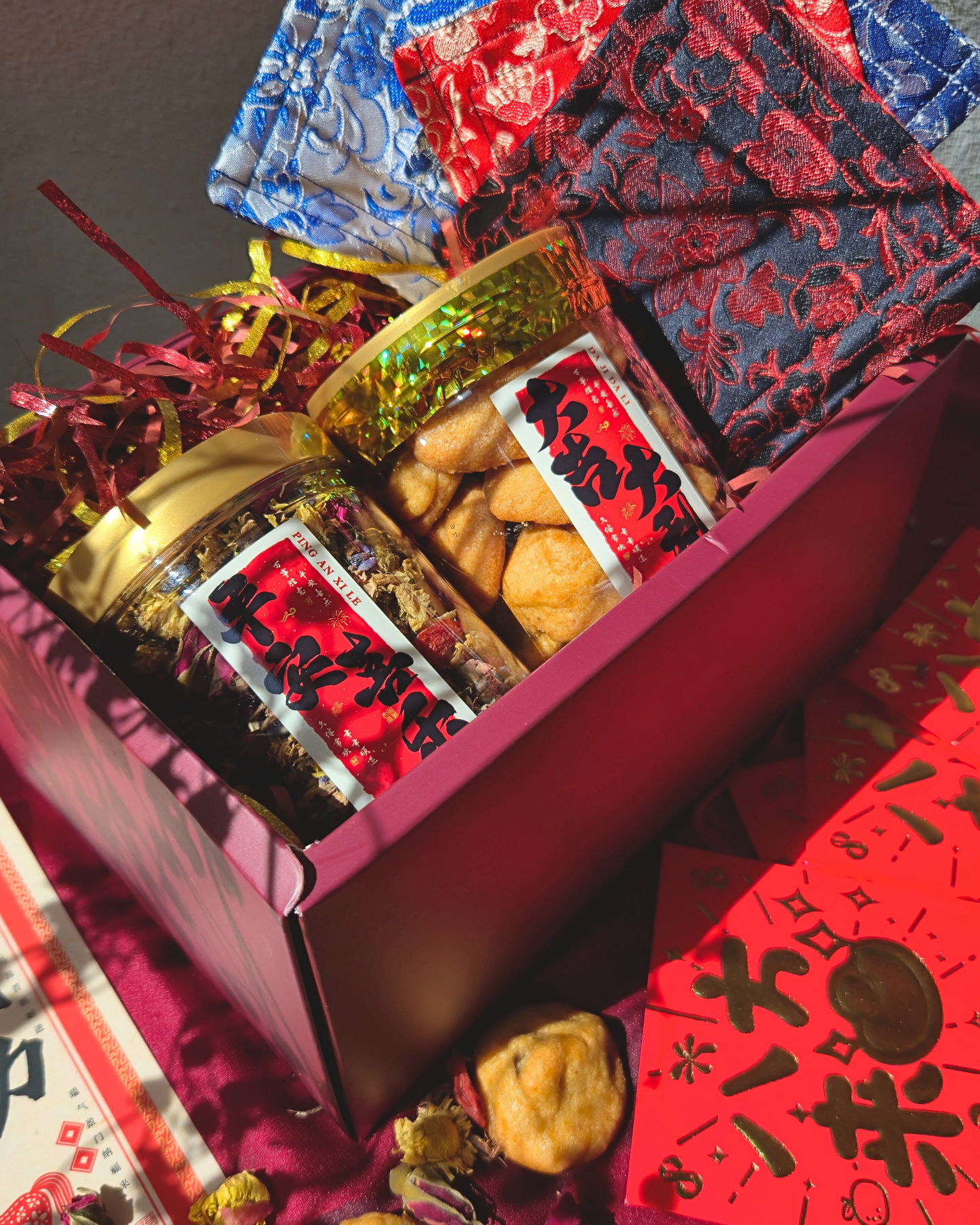 CNY Gift Set // Harmony (Floral Tea Mix & Chocolate Chip Cookies)